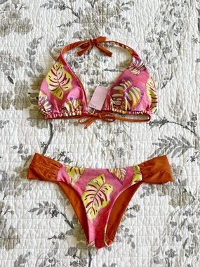 San Lorenzo NWT Pepeiao Wai Reversible Bikini in Rust Orange and Pink • L